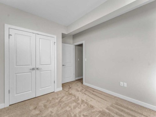 603-29 Somerset Road Se, Medicine Hat, AB - Indoor Photo Showing Other Room