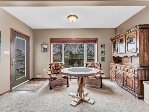 264 Sierra Road Sw, Medicine Hat, AB - Indoor