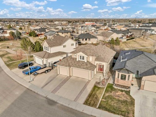 264 Sierra Road Sw, Medicine Hat, AB - Outdoor