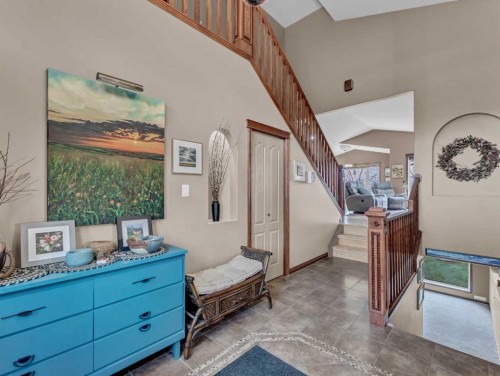 264 Sierra Road Sw, Medicine Hat, AB - Indoor Photo Showing Other Room