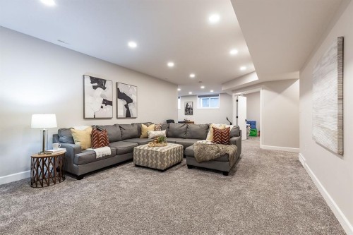 87-12107 Range Road 74, Rural Cypress County, AB - Indoor