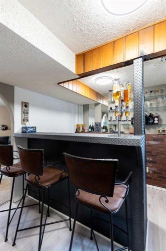 32 Cocks Way Se, Medicine Hat, AB - Indoor Photo Showing Other Room