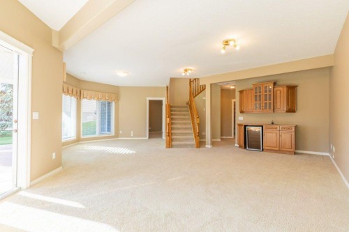 108 River Ridge Drive Nw, Medicine Hat, AB - Indoor Photo Showing Other Room
