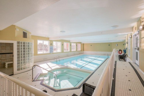 108 River Ridge Drive Nw, Medicine Hat, AB - Indoor Photo Showing Other Room