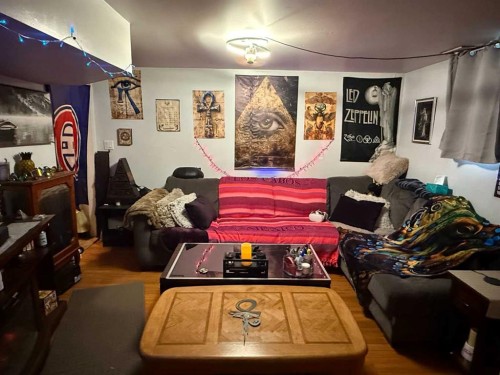 378 4 Street Sw, Medicine Hat, AB - Indoor Photo Showing Other Room