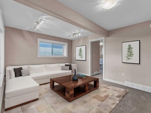 150 Desert Blume Crescent, Desert Blume, AB - Indoor