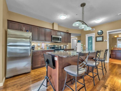 322-19 Terrace View Ne, Medicine Hat, AB - Indoor Photo Showing Other Room