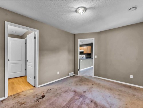 29 Northlands Lane Ne, Medicine Hat, AB - Indoor Photo Showing Other Room