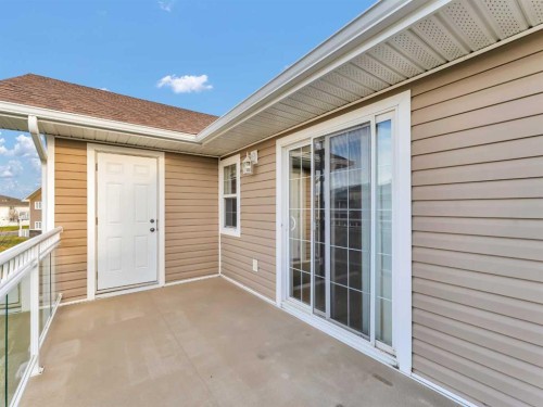 29 Northlands Lane Ne, Medicine Hat, AB - Outdoor With Exterior