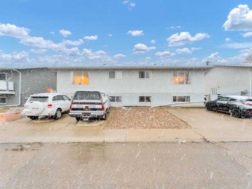 933 & 935 1 Street SW Medicine Hat, AB T1A 3Z5