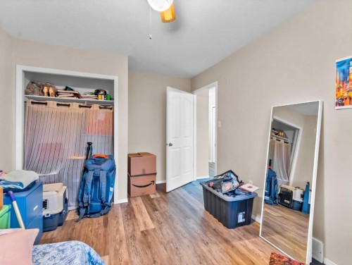 933 & 935 1 Street Sw, Medicine Hat, AB - Indoor