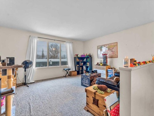 933 & 935 1 Street Sw, Medicine Hat, AB - Indoor