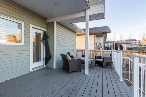 129 Ranchman Crescent Ne, Medicine Hat, AB - Outdoor With Deck Patio Veranda With Exterior