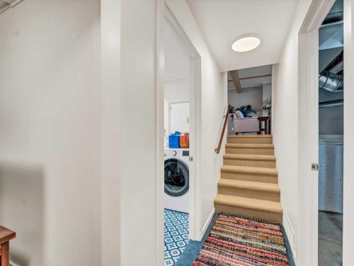 106 Rossland Road Se, Medicine Hat, AB - Indoor