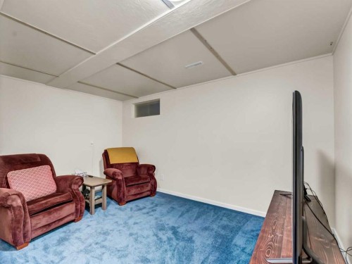 106 Rossland Road Se, Medicine Hat, AB - Indoor