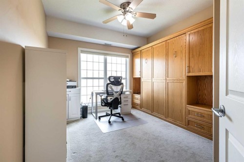 329-201 River Ridge Drive Nw, Medicine Hat, AB - Indoor Photo Showing Office