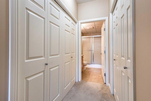 329-201 River Ridge Drive Nw, Medicine Hat, AB - Indoor Photo Showing Other Room