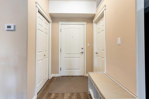 329-201 River Ridge Drive Nw, Medicine Hat, AB - Indoor Photo Showing Other Room
