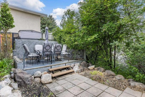 22 Chinook Drive Sw, Medicine Hat, AB - Outdoor With Deck Patio Veranda