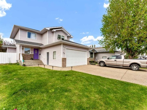 10 Stanfield Place SE Medicine Hat, AB T1B 4J2