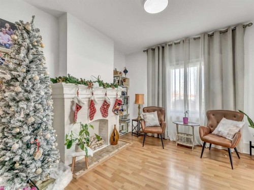 27 4 Street Sw, Medicine Hat, AB - Indoor