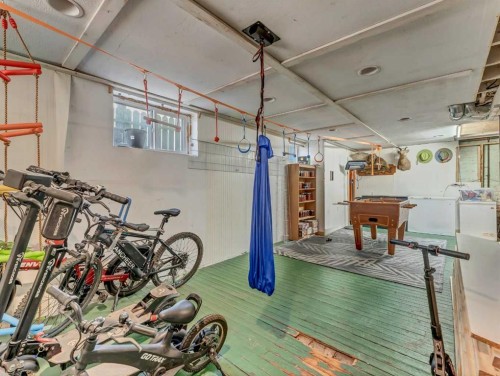 27 4 Street Sw, Medicine Hat, AB - Indoor