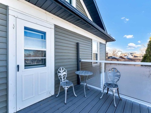 27 4 Street Sw, Medicine Hat, AB - Outdoor With Balcony With Exterior