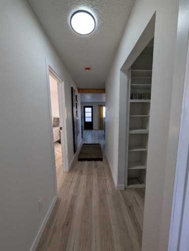 294 Fleet Street Sw, Medicine Hat, AB 