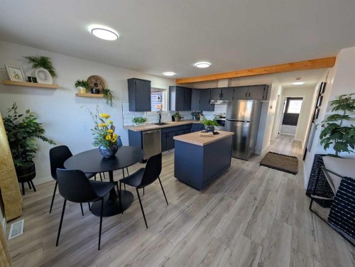 294 Fleet Street Sw, Medicine Hat, AB 