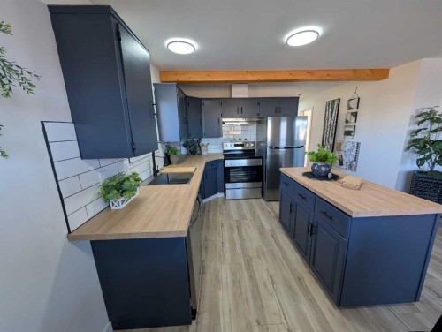 294 Fleet Street Sw, Medicine Hat, AB 