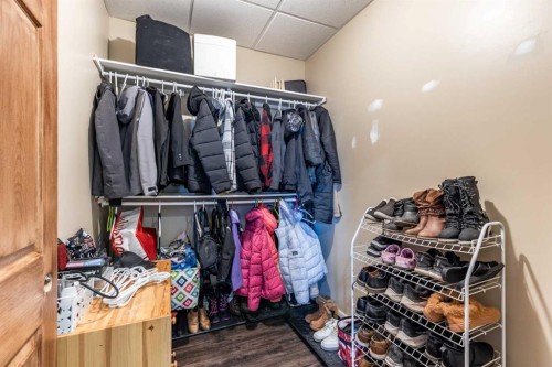 121062 Rr 83C, Rural Forty Mile No. 8, County Of, AB - Indoor With Storage