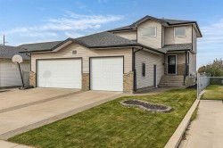 484 Stark Way SE Medicine Hat, AB T1B 4P5