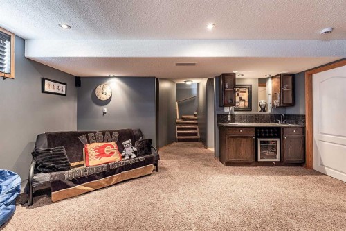 484 Stark Way Se, Medicine Hat, AB - Indoor