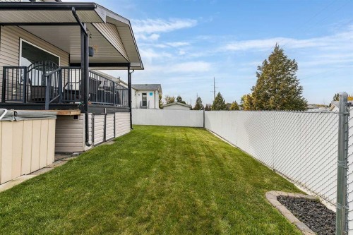 484 Stark Way Se, Medicine Hat, AB - Outdoor
