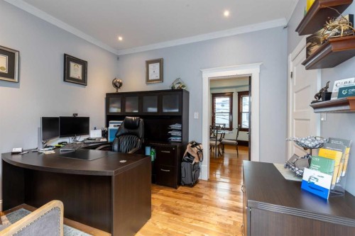 268 Belfast Street Se, Medicine Hat, AB - Indoor Photo Showing Office