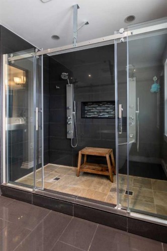 268 Belfast Street Se, Medicine Hat, AB - Indoor