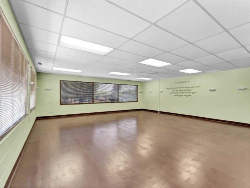 202A-140 Maple Avenue Se, Medicine Hat, AB 