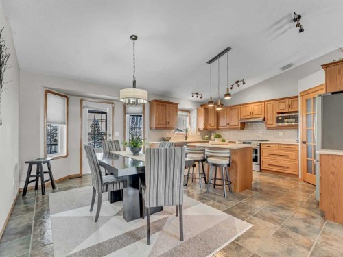 28 Stark Mews Se, Medicine Hat, AB - Indoor