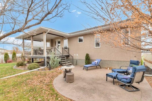 28 Stark Mews Se, Medicine Hat, AB - Outdoor With Deck Patio Veranda