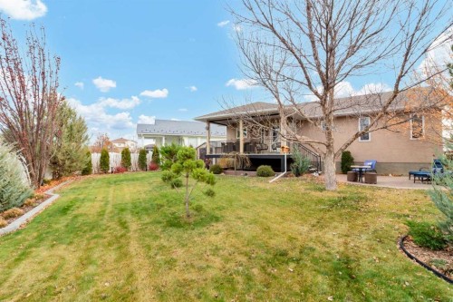 28 Stark Mews Se, Medicine Hat, AB - Outdoor