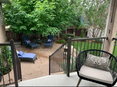 28 Stark Mews Se, Medicine Hat, AB - Outdoor With Deck Patio Veranda