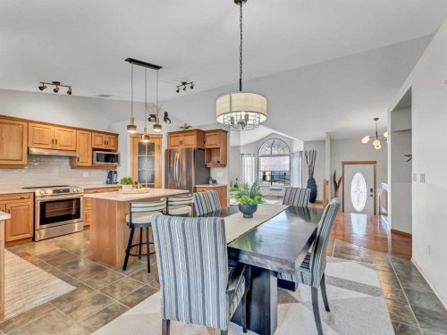 28 Stark Mews Se, Medicine Hat, AB - Indoor