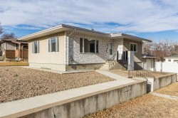 540 5 Avenue SW Medicine Hat, AB T1A 5A5