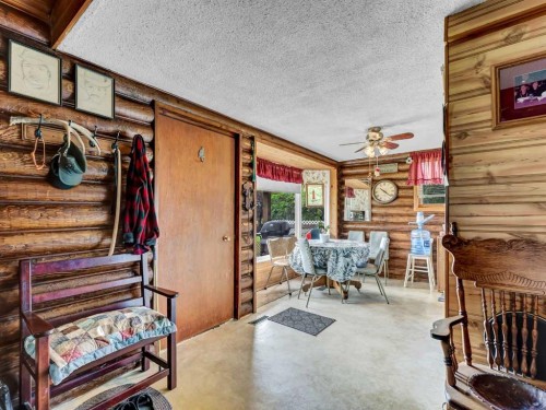 12228 Range Road 64, Rural Cypress County, AB - Indoor