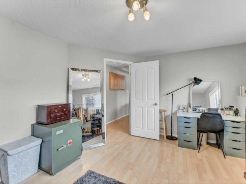 2378 Hatcher Drive Ne, Medicine Hat, AB - Indoor Photo Showing Office