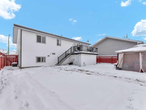 2378 Hatcher Drive Ne, Medicine Hat, AB - Outdoor With Exterior