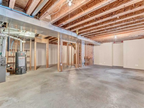 18 Vista Close Se, Medicine Hat, AB - Indoor Photo Showing Basement