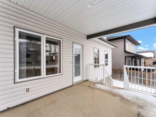 18 Vista Close Se, Medicine Hat, AB - Outdoor With Deck Patio Veranda With Exterior