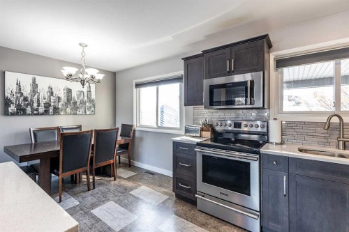 2339 Higdon Avenue Se, Medicine Hat, AB 