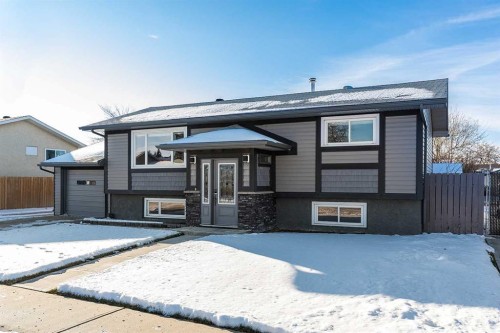 2339 Higdon Avenue Se, Medicine Hat, AB 